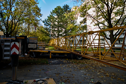 23.10.2019 - Ein Kran für den Oskar-Maria-Graf-Ring