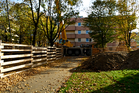 23.10.2019 - Ein Kran für den Oskar-Maria-Graf-Ring