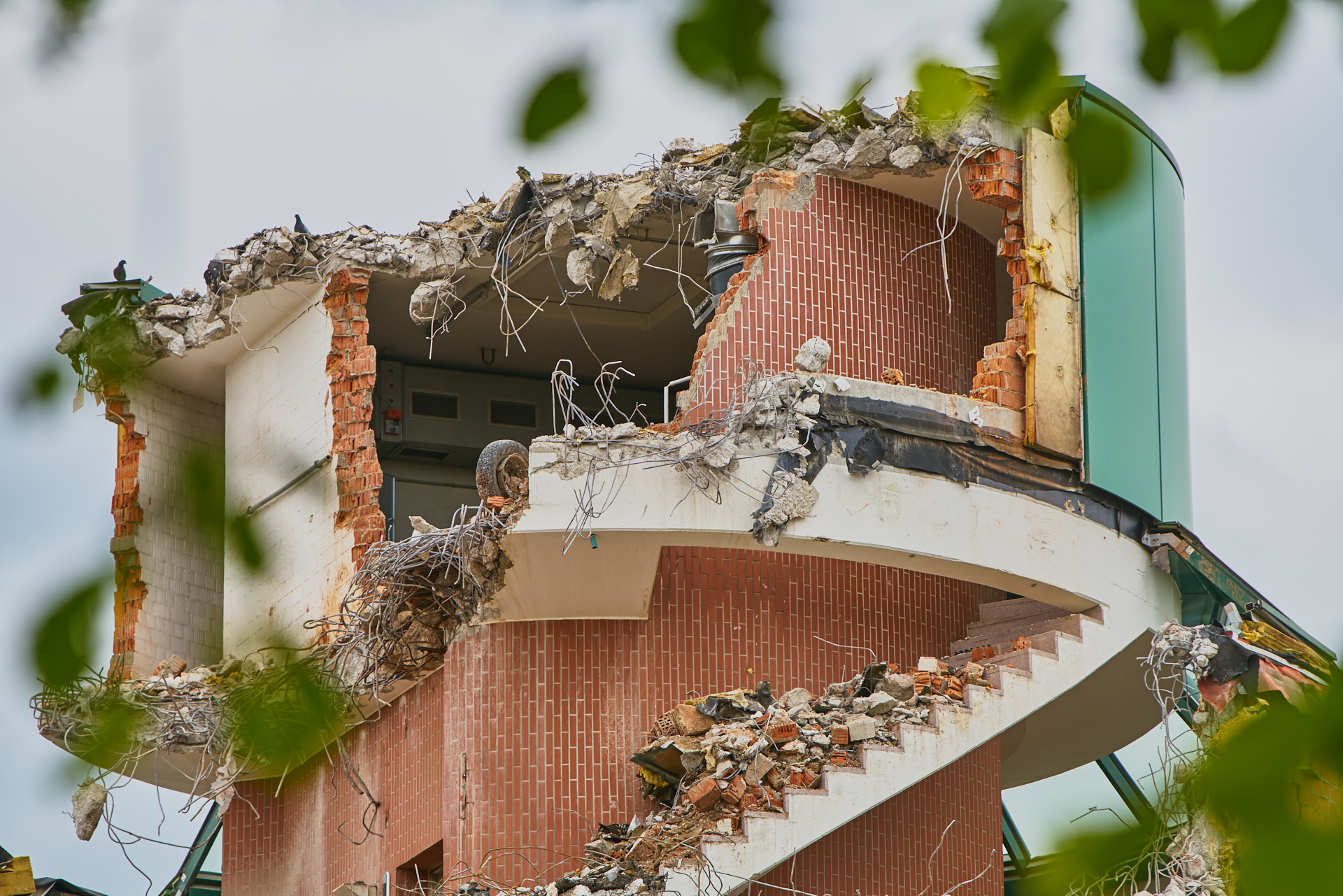 NEUPERLACH, PEP-BAUSTELLE - ABRISS UND NEUBAU NEUPERLACH, PEP-BAUSTELLE - ABRISS UND NEUBAU