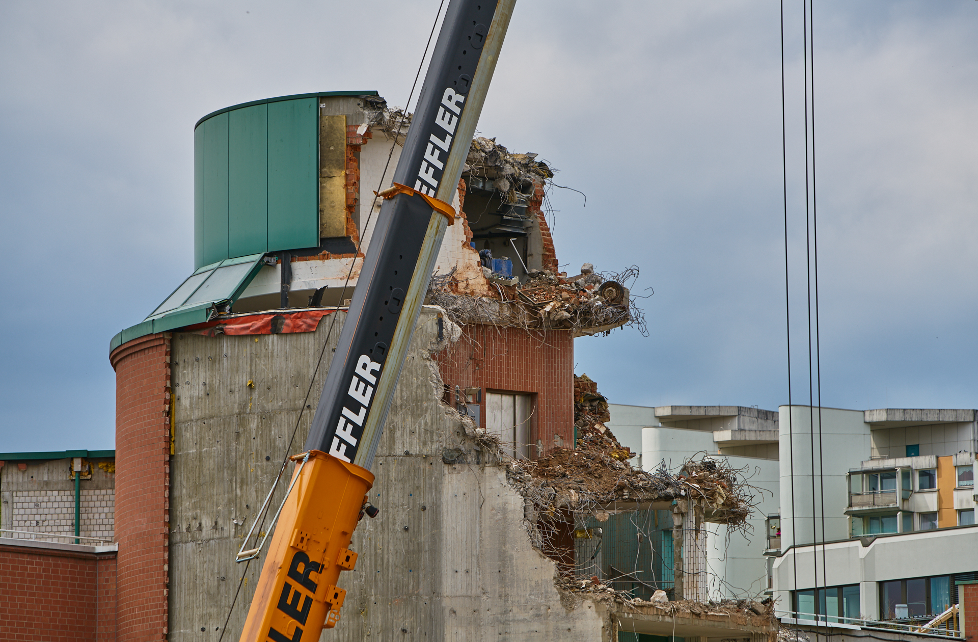 NEUPERLACH, PEP-BAUSTELLE - ABRISS UND NEUBAU NEUPERLACH, PEP-BAUSTELLE - ABRISS UND NEUBAU