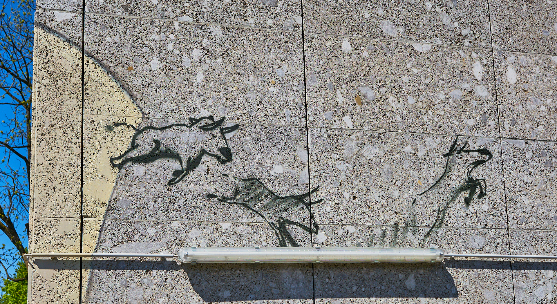 #Neuperlach, #Quiddezentrum, #Kultur, #Kunst, #Kunsttreff, #Streetart, #Grafitties, #Abriss, #Neubau, #CAZ123