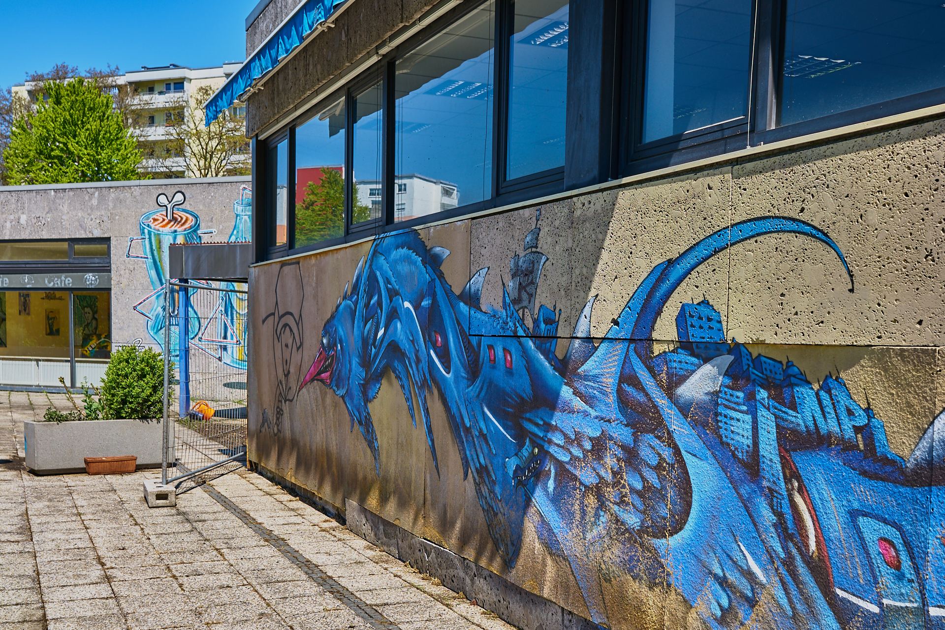 #Neuperlach, #Quiddezentrum, #Kultur, #Kunst, #Kunsttreff, #Streetart, #Grafitties, #Abriss, #Neubau, #CAZ123