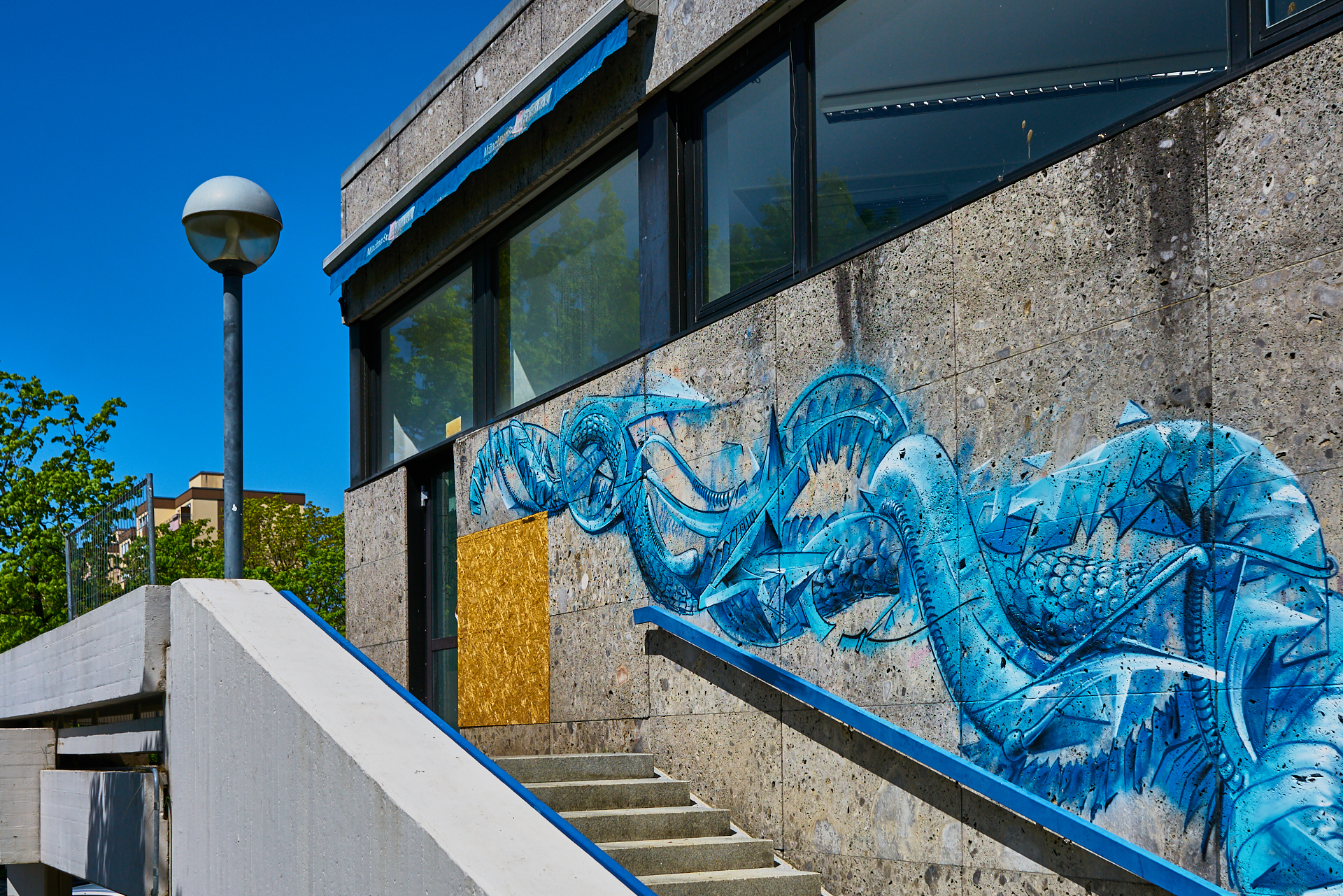 #Neuperlach, #Quiddezentrum, #Kultur, #Kunst, #Kunsttreff, #Streetart, #Grafitties, #Abriss, #Neubau, #CAZ123