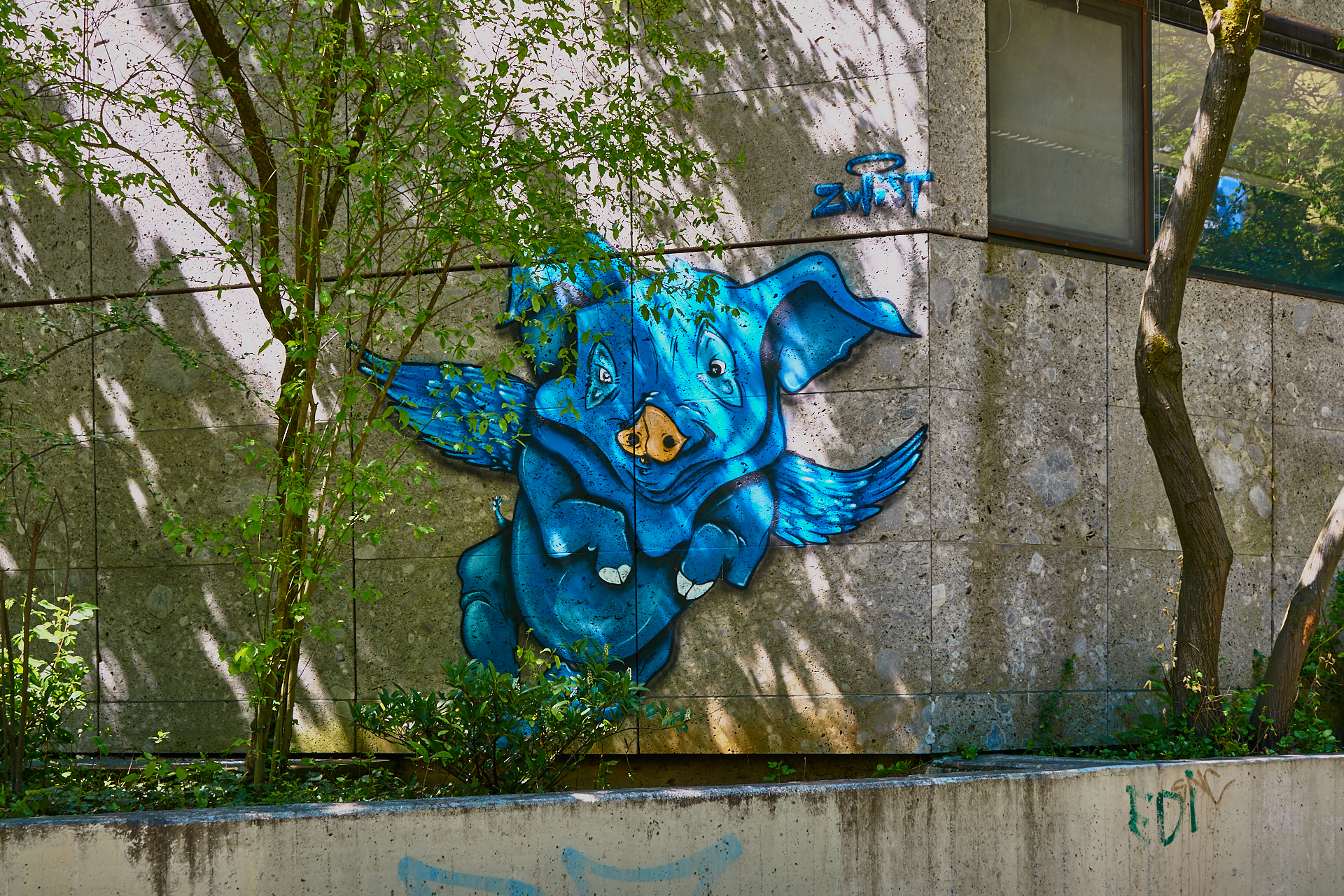 #Neuperlach, #Quiddezentrum, #Kultur, #Kunst, #Kunsttreff, #Streetart, #Grafitties, #Abriss, #Neubau, #CAZ123