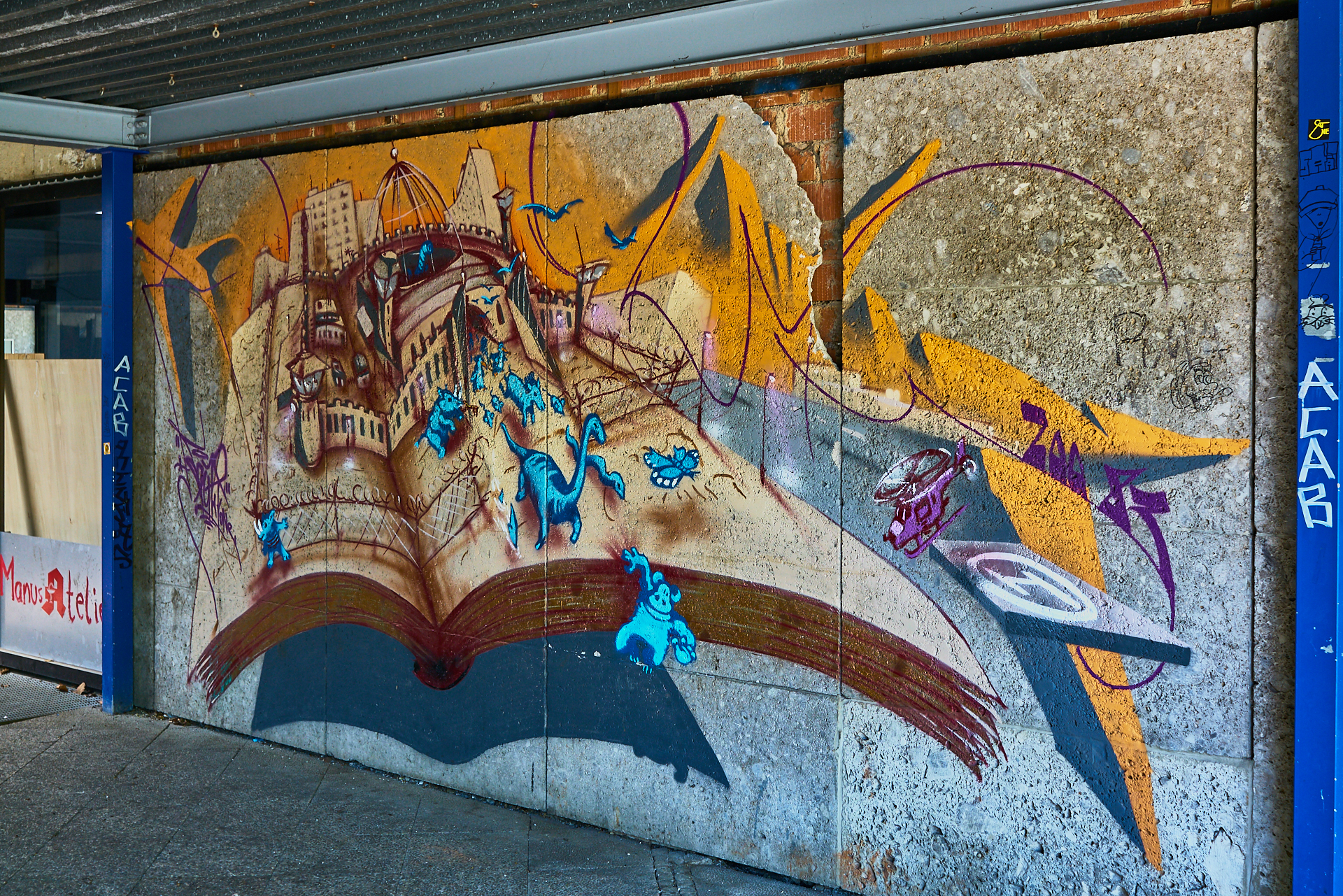 #Neuperlach, #Quiddezentrum, #Kultur, #Kunst, #Kunsttreff, #Streetart, #Grafitties, #Abriss, #Neubau, #CAZ123