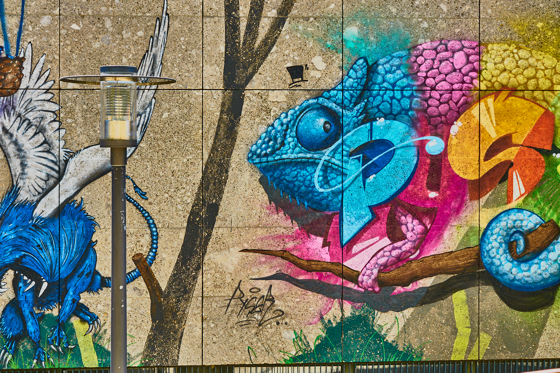 #Neuperlach, #Quiddezentrum, #Kultur, #Kunst, #Kunsttreff, #Streetart, #Grafitties, #Abriss, #Neubau, #CAZ123