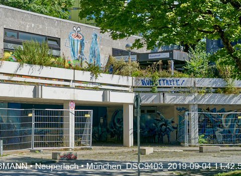 04.09.2019 - Neuperlach - das Quiddezentrum vor dem Abriss