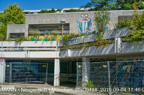 04.09.2019 - Neuperlach - das Quiddezentrum vor dem Abriss