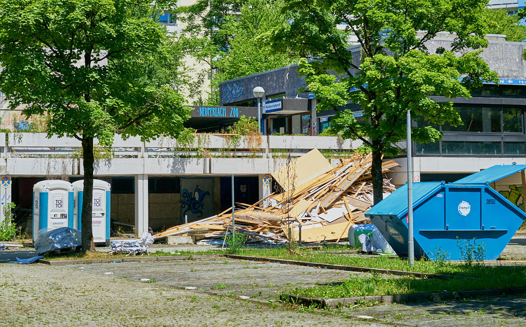 06.07.2021 - Entkernung im Quiddezentrum in Neuperlach