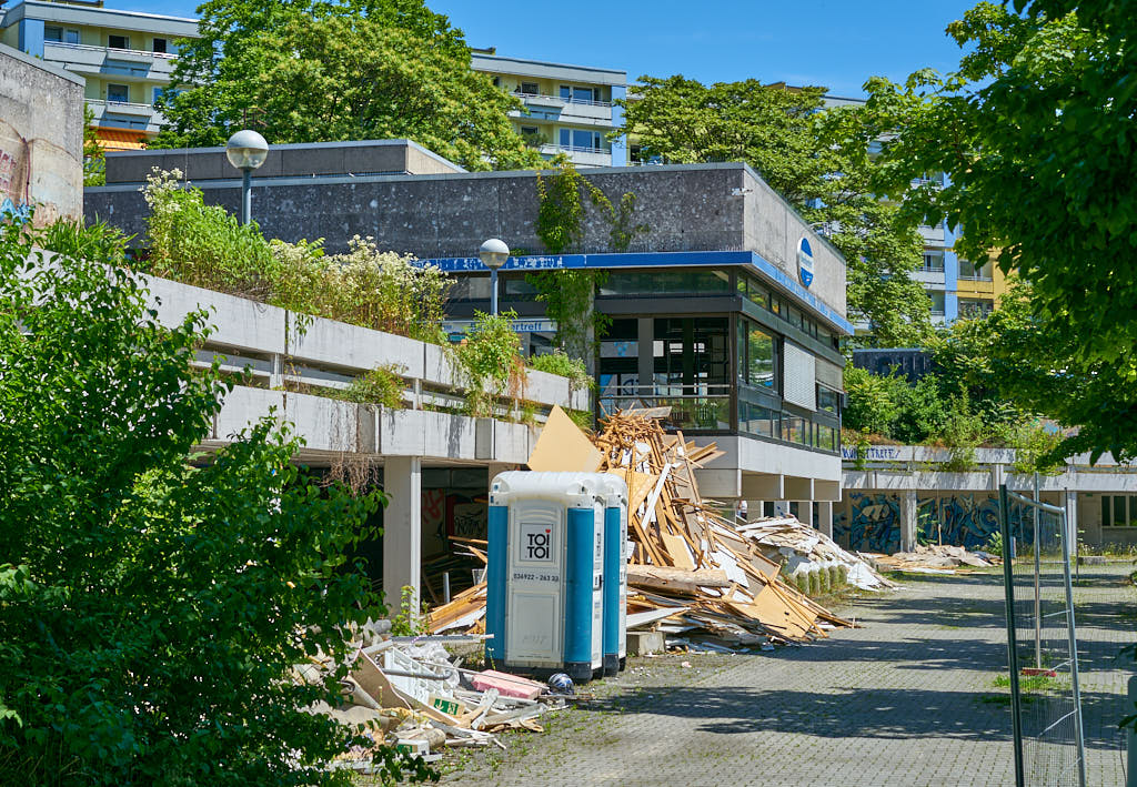 06.07.2021 - Entkernung im Quiddezentrum in Neuperlach