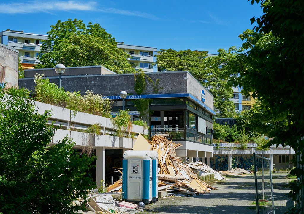 06.07.2021 - Entkernung im Quiddezentrum in Neuperlach