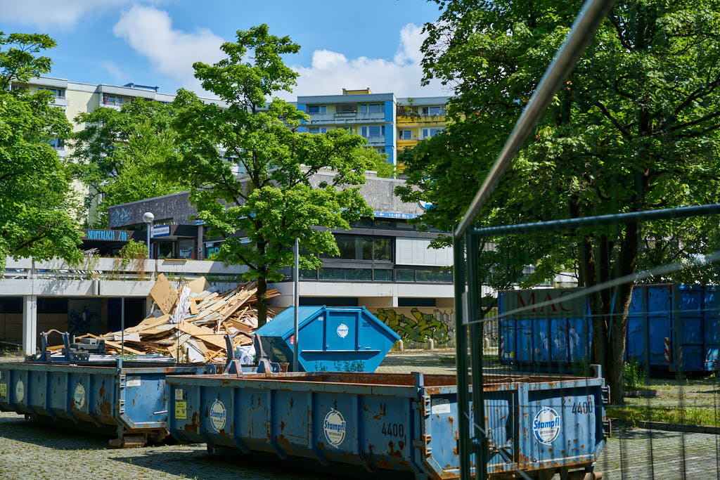 10.07.2021 - Entkernung im Quiddezentrum in Neuperlach