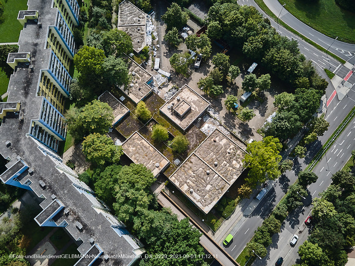 09.09.2021 - Abrissbaustelle Quiddezentrum in Neuperlach