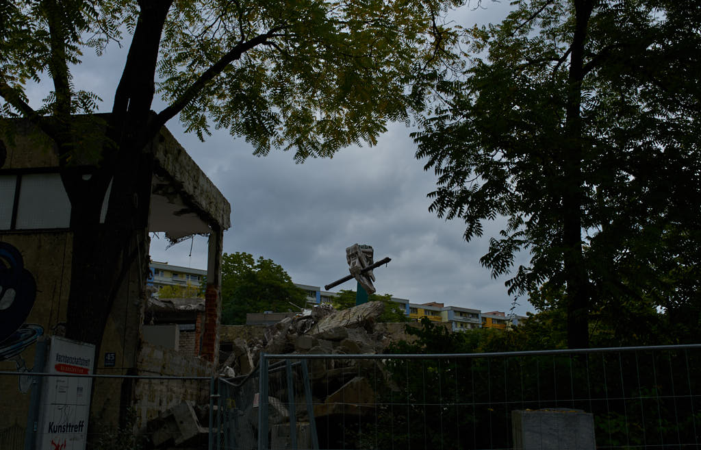 22.09.2021 - Abrissbegin des Quiddezentrums in Neuperlach