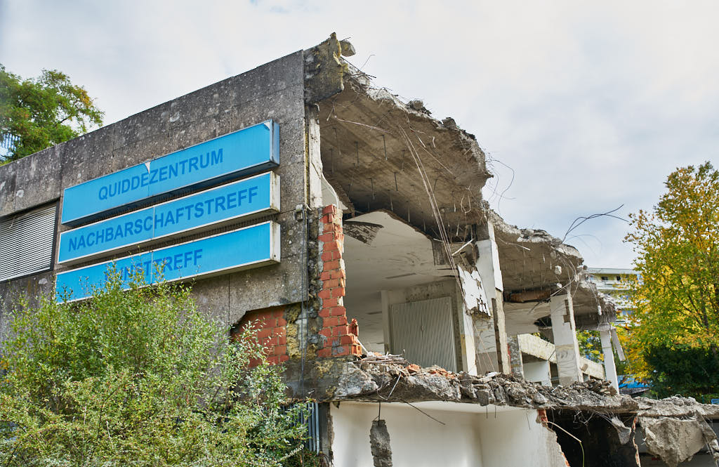 29.09.2021 - Abrissbegin des Quiddezentrums in Neuperlach