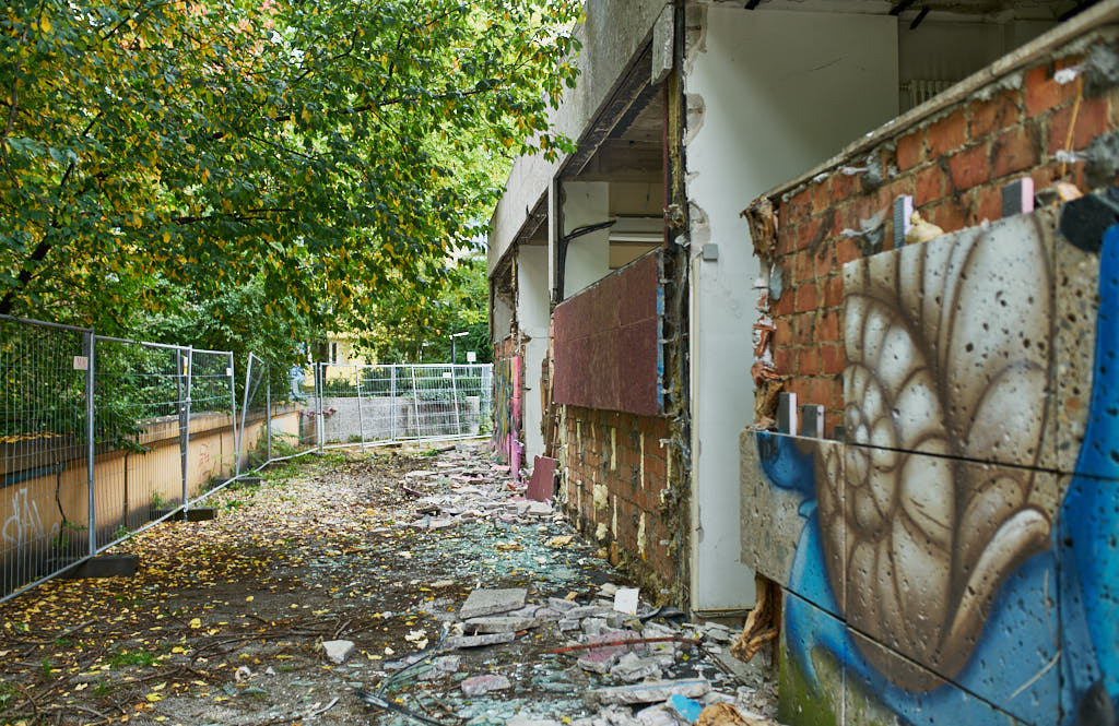 29.09.2021 - Abrissbegin des Quiddezentrums in Neuperlach