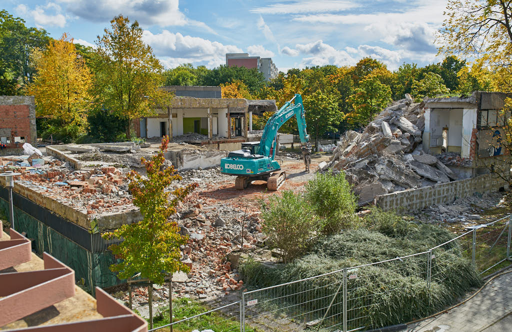 30.09.2021 - Abrissbegin des Quiddezentrums in Neuperlach
