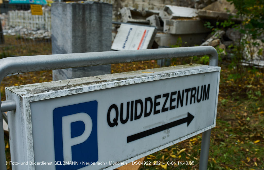 04.10.2021 - Abrissarbeiten am Quiddezentrum in Neuperlach