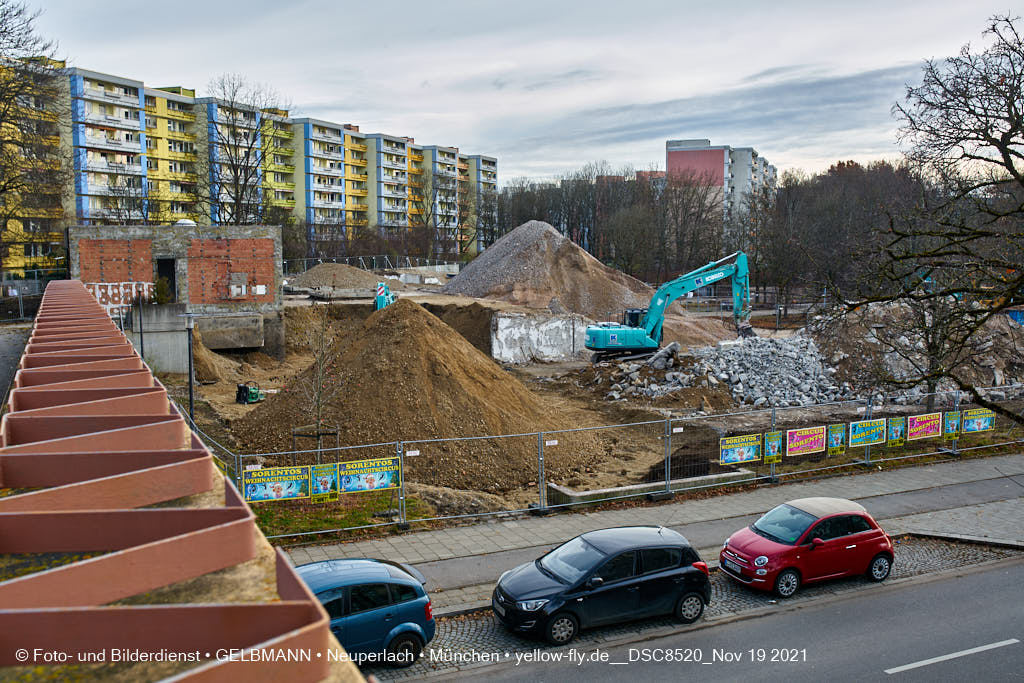 19.11.2021 - Abriss-Baustelle Quiddezentrum in Neuperlach