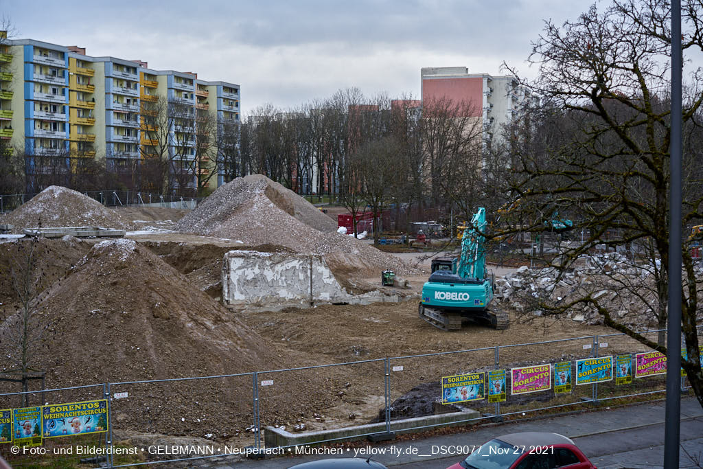 27.08.2021 - Abrissbaustelle Quiddezentrum in Neuperlach