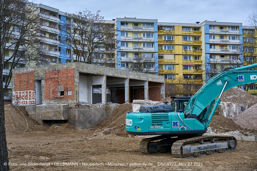 27.08.2021 - Abrissbaustelle Quiddezentrum in Neuperlach