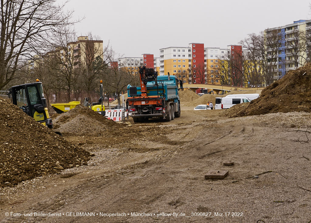 17.03.2022 - Abriss-Baustelle Quiddezentrum in Neuperlach