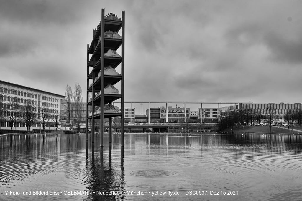 16.12.2021 -Alter Flughafentower in Riem