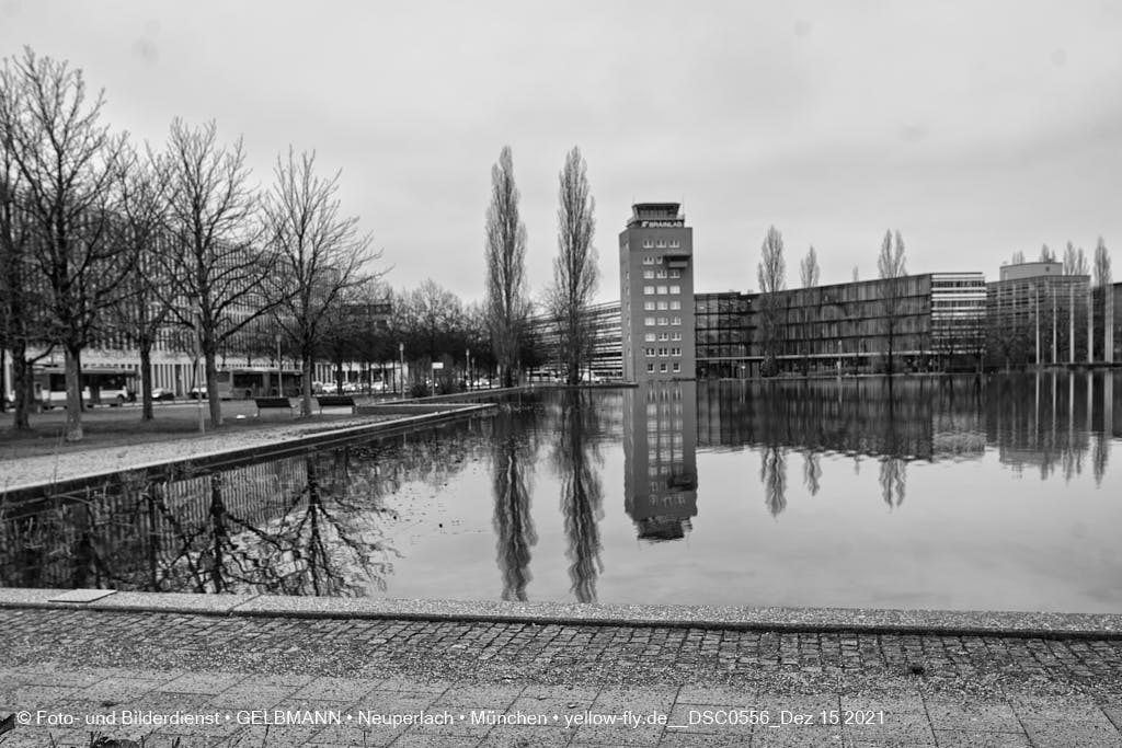 16.12.2021 -Alter Flughafentower in Riem