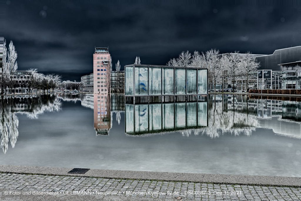 16.12.2021 -Alter Flughafentower in Riem