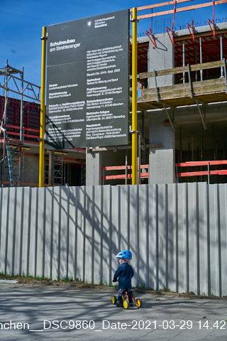 29.03.2021 - Baustelle zu neuen Grundschule am Strehleranger in Neuperlach